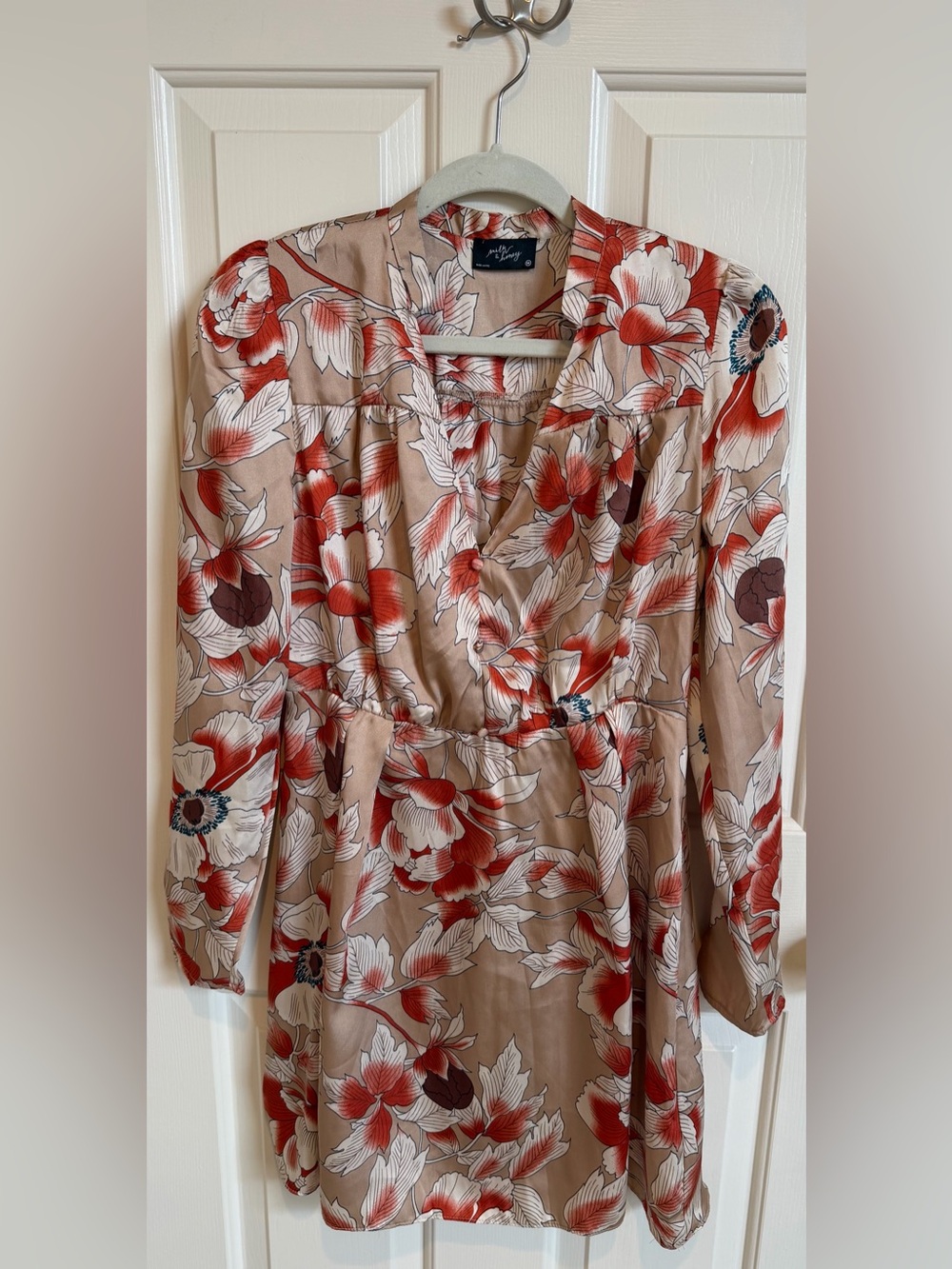 Milk & Honey Floral V-Neck Long Sleeve Dress in Beige and Red Size M GUC